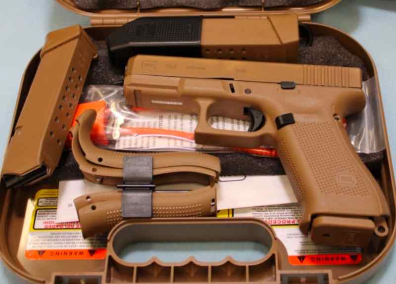 Glock 19X 9mm Coyote Tan 20rd capacity