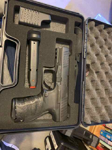 Walther PPQ 40 cal for Sale
