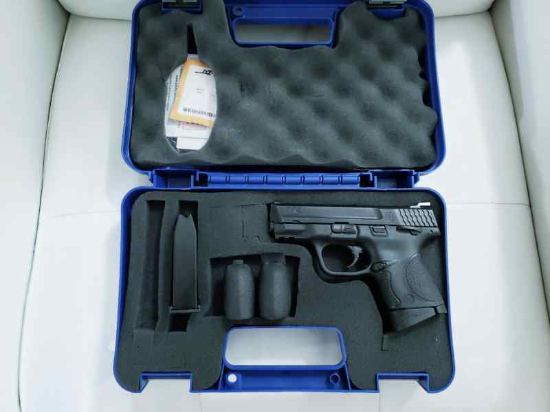M&P40c safety1.jpg