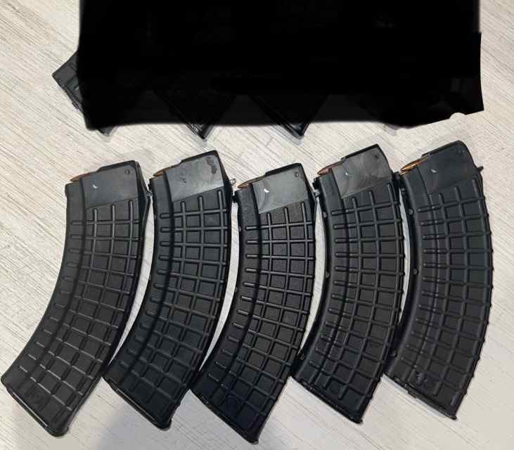 Loose 7.62x39 and ak-47 magazines 