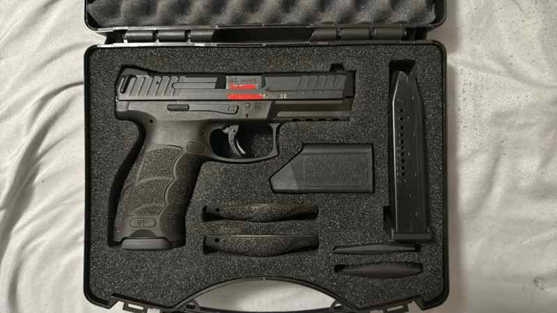 HK VP9B 9mm