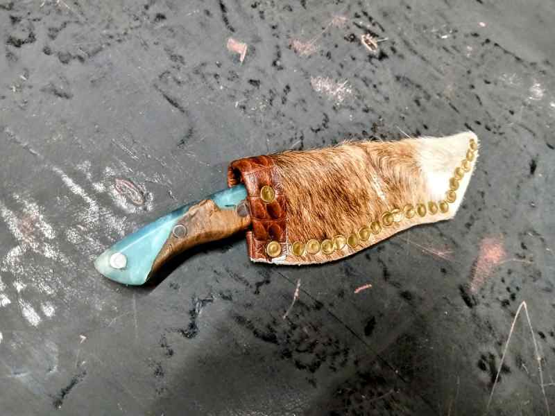 Handmade fixed blade 