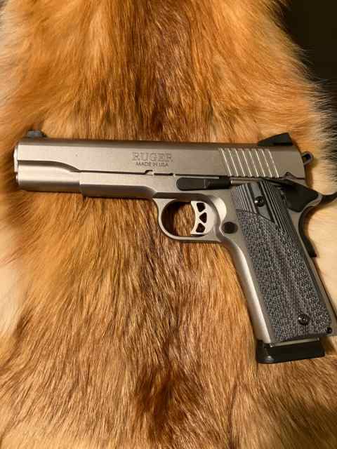 RUGER SR1911 STAINLESS .45 ACP