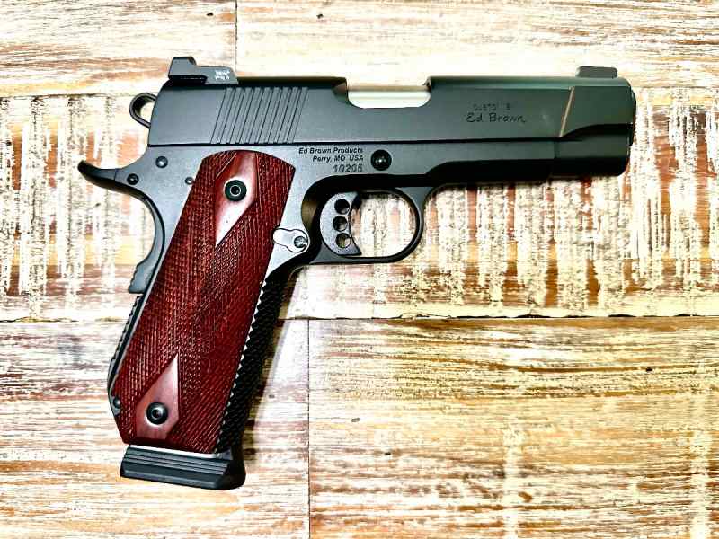 Ed brown 1911 kobra carry As New !!! .45 