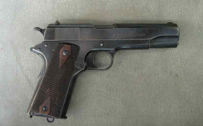 Colt 1911 45 acp Pistol