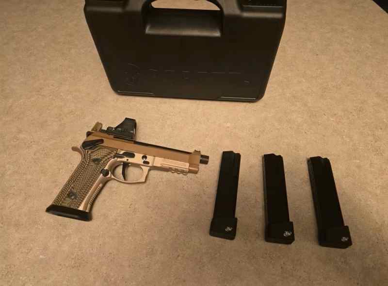  Beretta 92XI Sabbia w/ 507 Comp Ronin