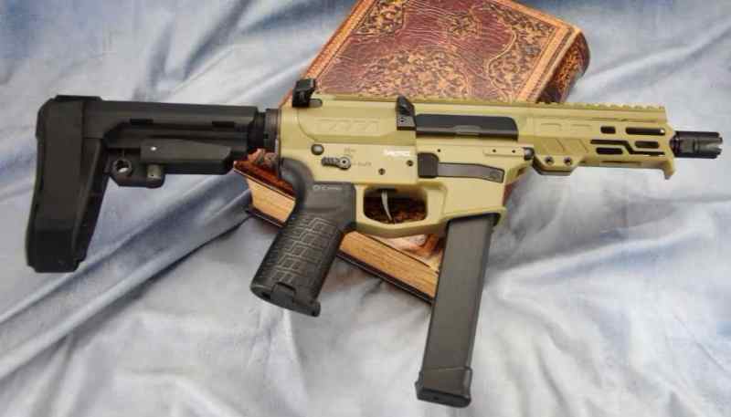CMMG Banshee MKGS Coyote Tan 5&quot; 9mm 33 rd Glock ma