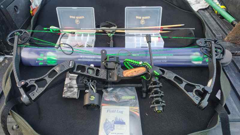 Martin compound bow $200