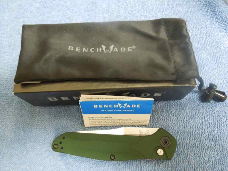 BENCHMADE AUTO OSBORNE REVERSE TANTO AXIS LOCK
