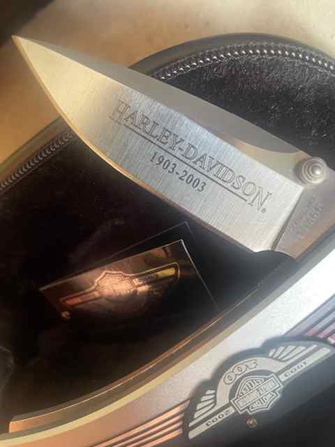 Harley Davidson 100th Anniversary knive 