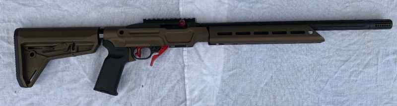 Custom 10/22 takedown rifle with 16&quot; barrel